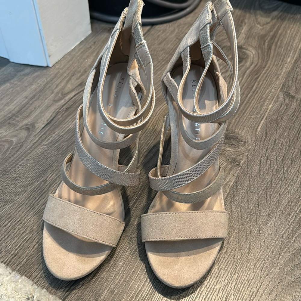 Kelly & Katie Nude Heels